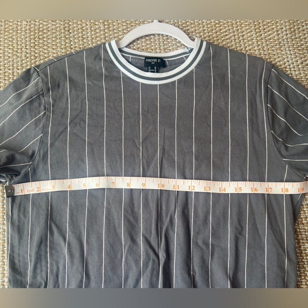 Forever 21 men’s short sleeve gray with white stripe medium shirt - Picture 9 of 11